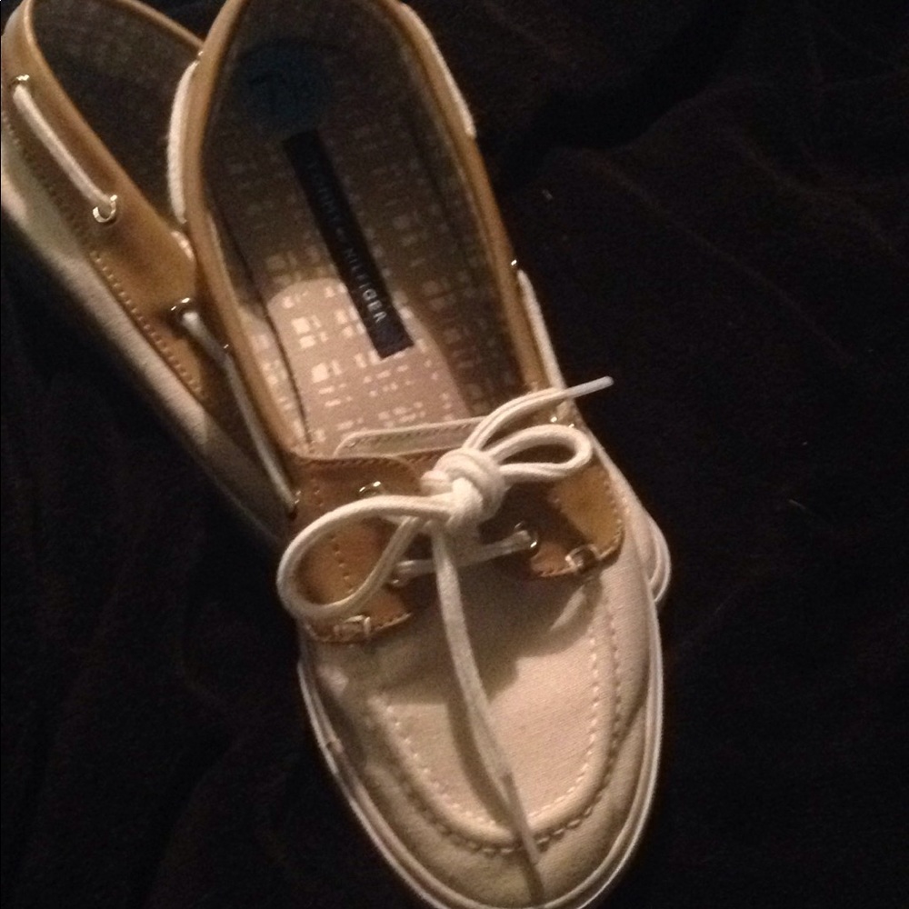 Tommy Hilfiger boat shoes